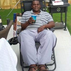 Meet your Posher, Lloyd